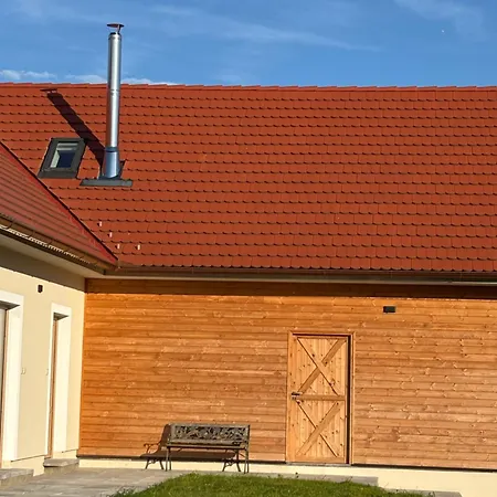 Lutová Chlum u Trebone